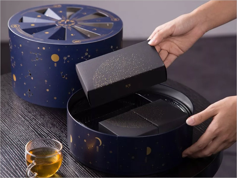 斗轉星移月餅禮盒包裝設計，簡潔的星空，浪漫的情懷
